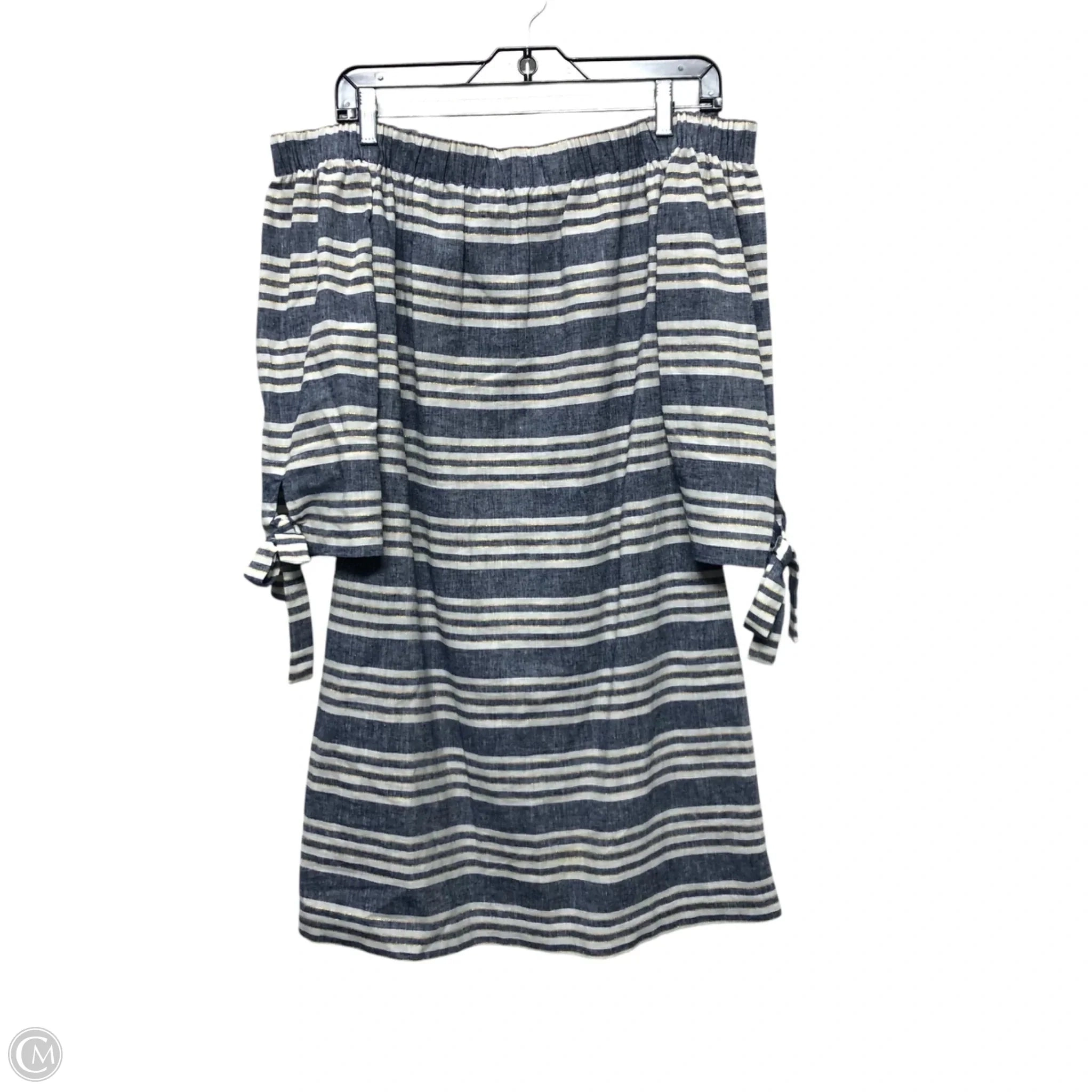 Dress Casual Short By Vince Camuto In Blue & White, Size: 8