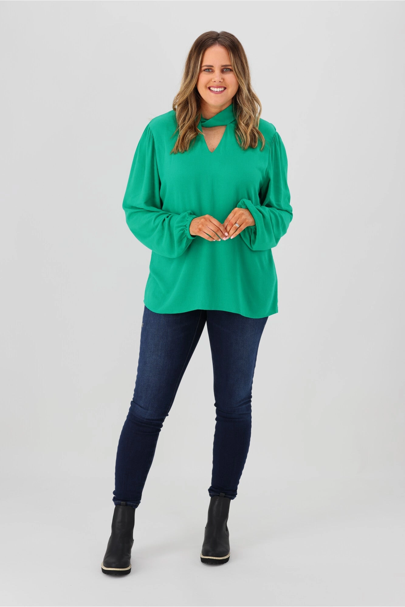 Gloss by Shine On Everleigh Twist Neck Top Emerald
