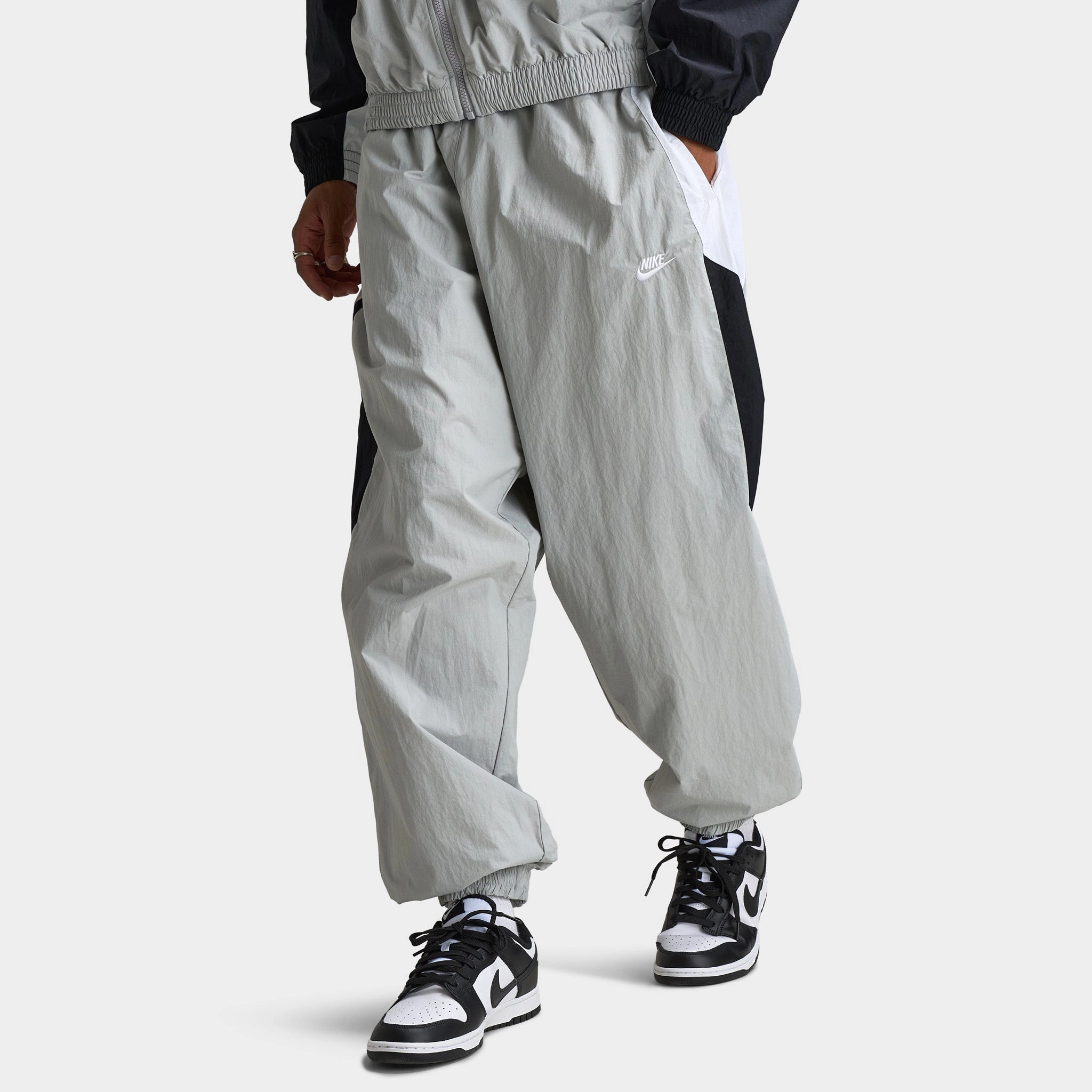 Nike Club Woven Track Pants Lt Smoke Grey / White - Black