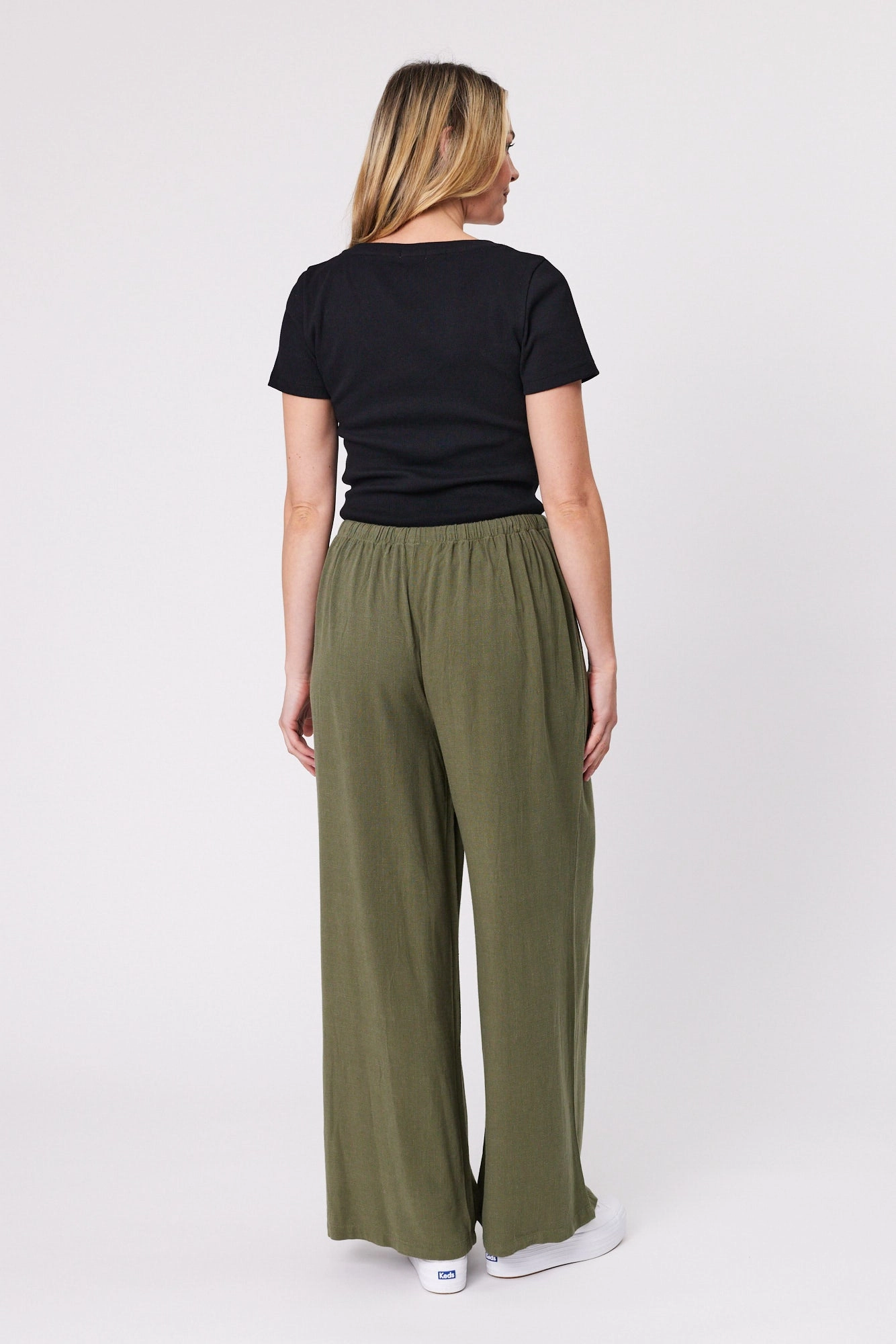 Shine On Essentials Woven Pant Khaki