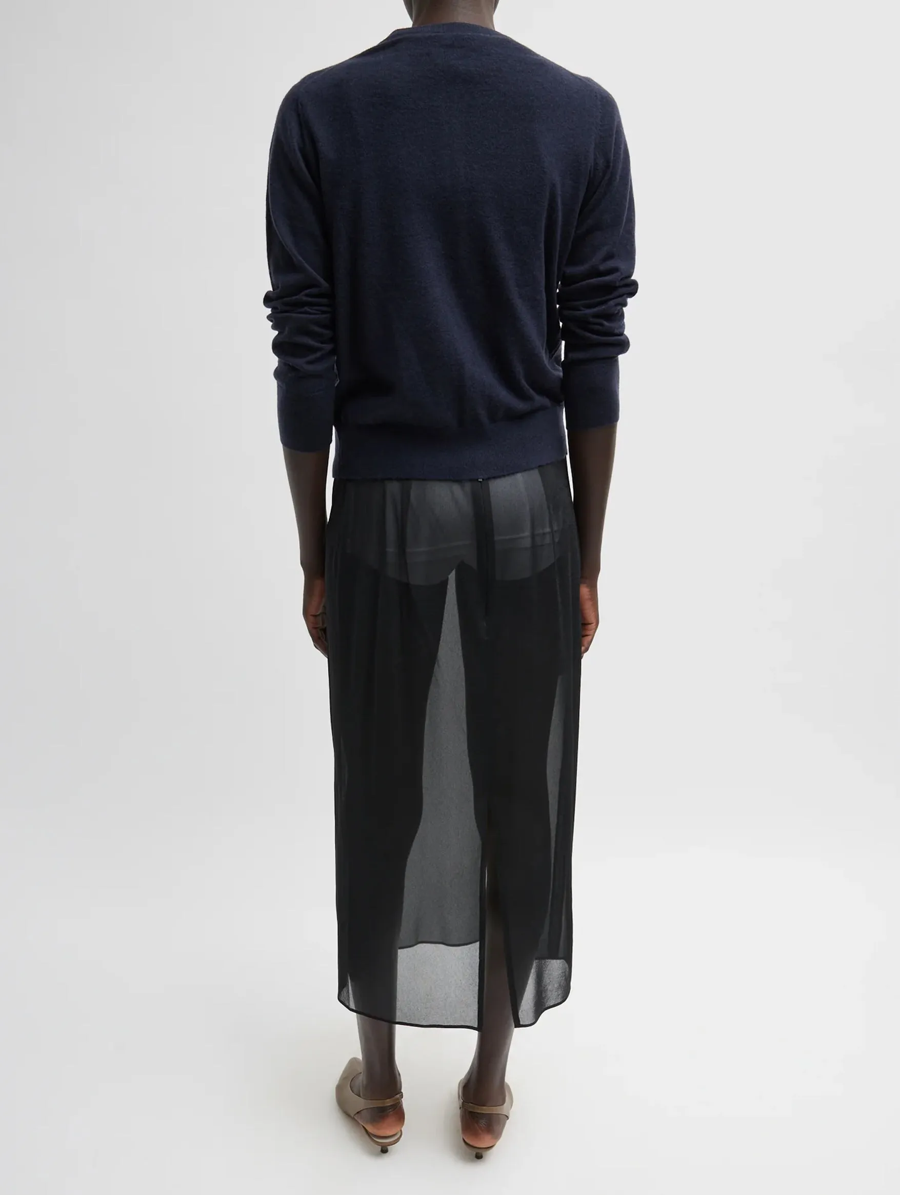 Skinlike Mercerized Wool Shrunken Cardigan in Navy