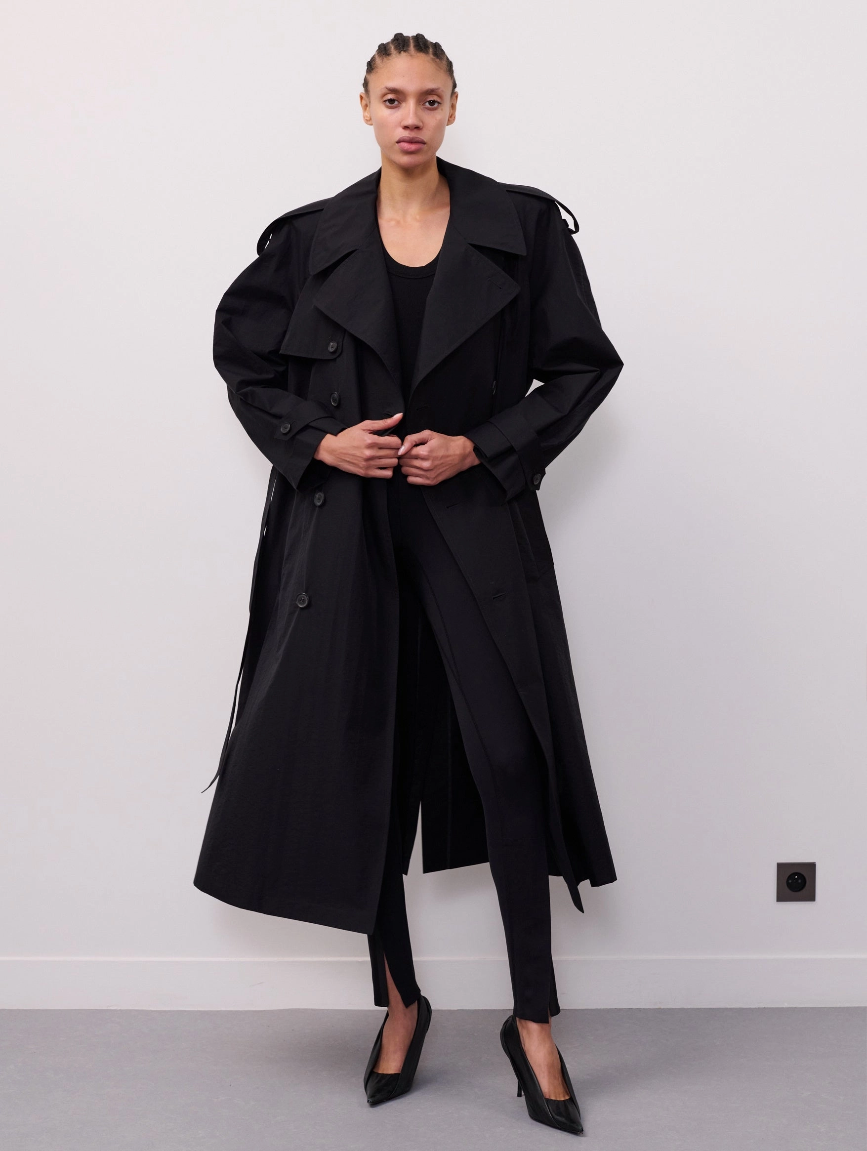 Technical Trench in Black