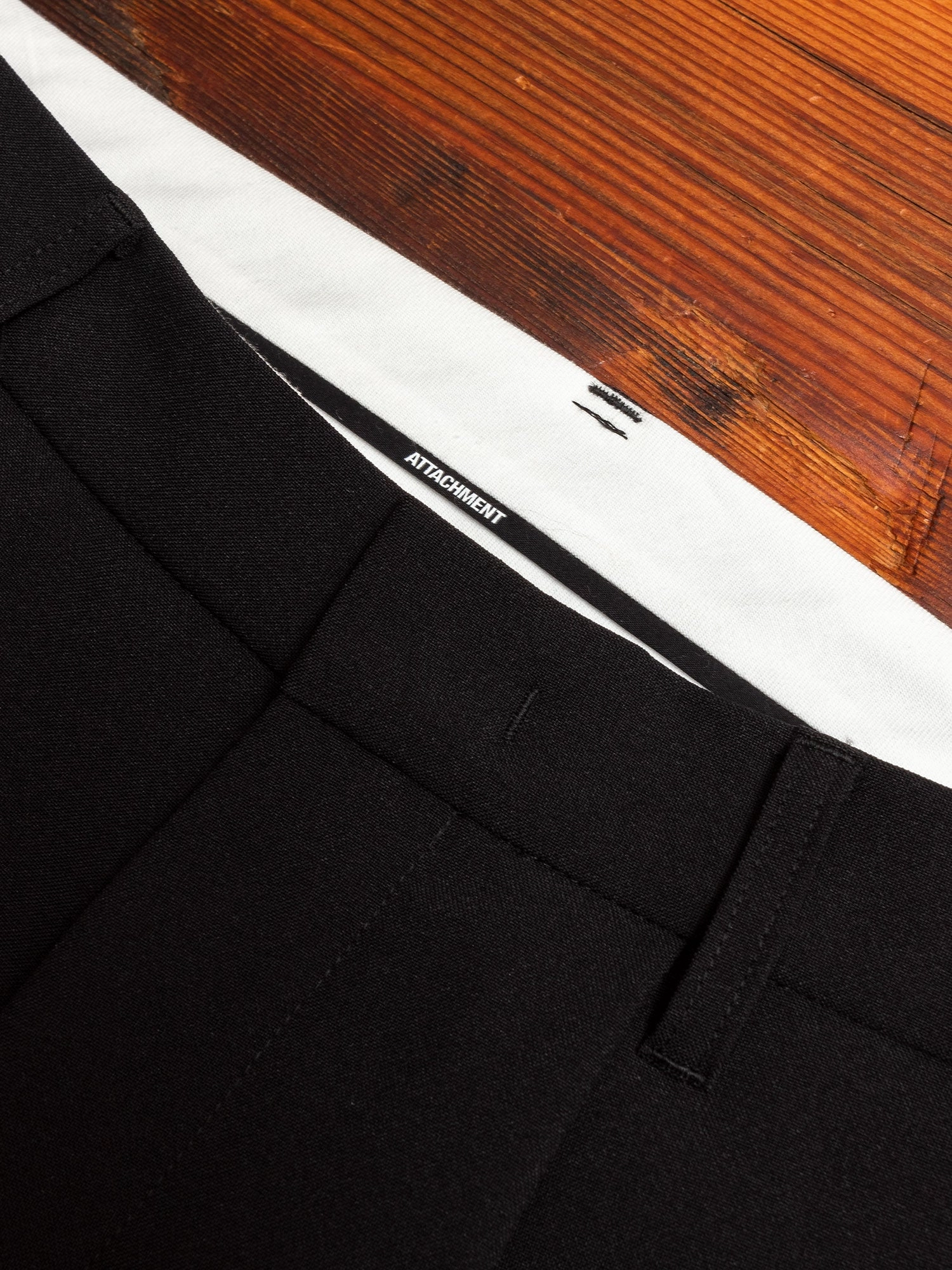 Tropical Suiting Pant in Black