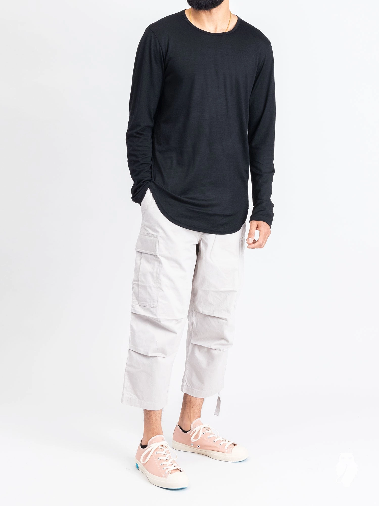Wool Long Sleeve T-Shirt in Black