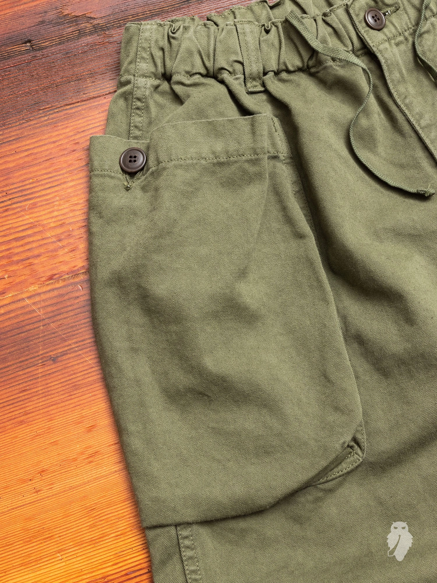 Work Shorts in Green Khaki